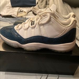 Snakeskin 11 lows size 10.5